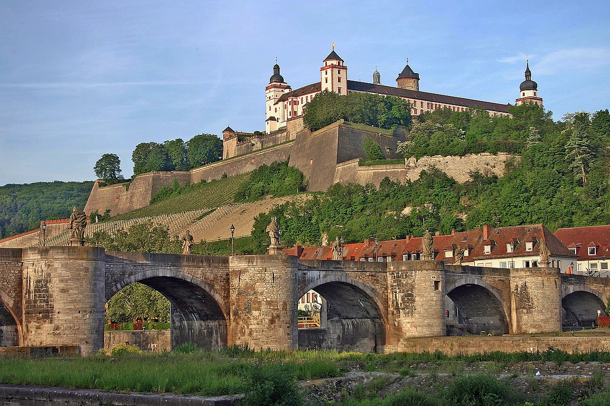Wasser- und kulturhistorische Exkursion nach Würzburg und Umgebung